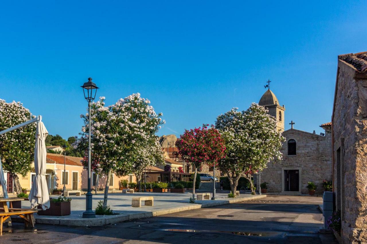 Petra Sarda Apartman San Pantaleo Kültér fotó