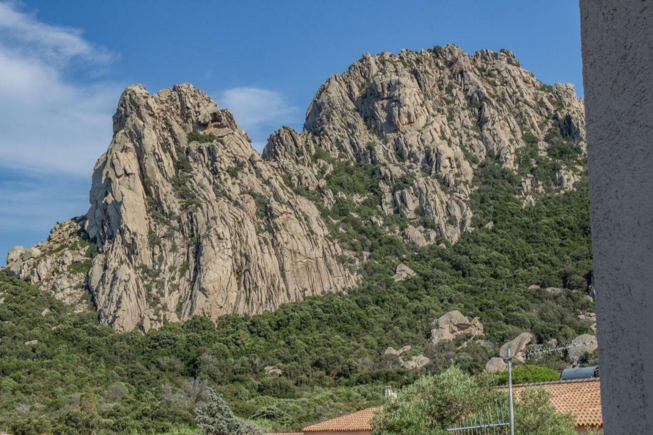 Petra Sarda Apartman San Pantaleo Kültér fotó